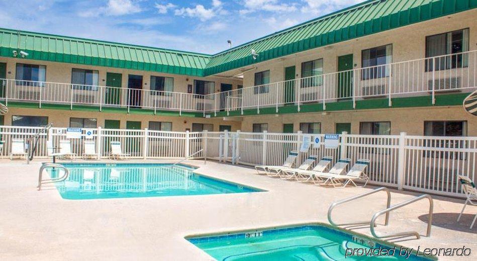 University Inn Fresno Kültér fotó